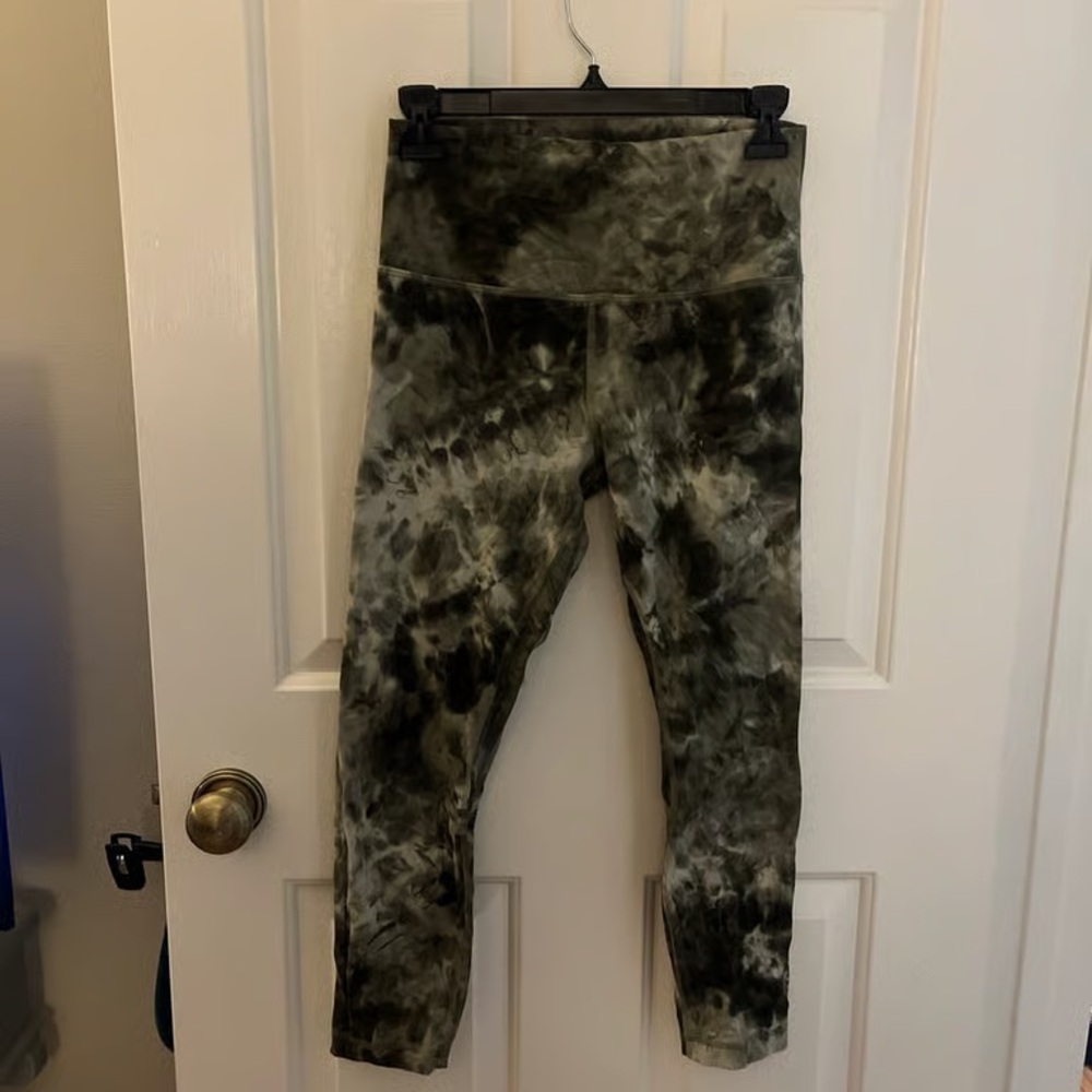 Lululemon Align High Rise Crop 21”